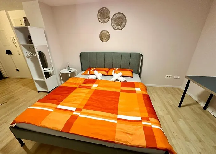 Appartement 30 Sqm Obertuerkheim Stuttgart