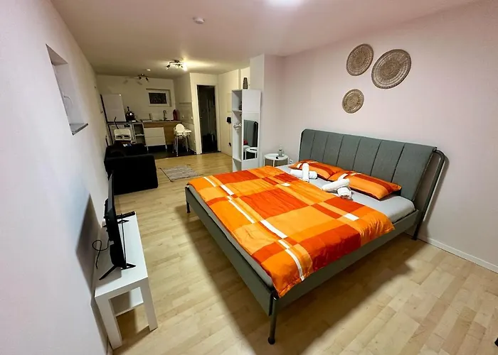 30 Sqm Obertuerkheim Appartement