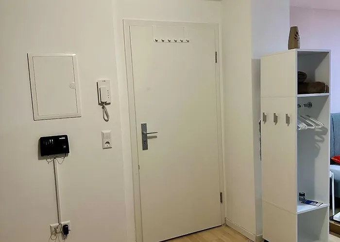 Appartement 30 Sqm Obertuerkheim *